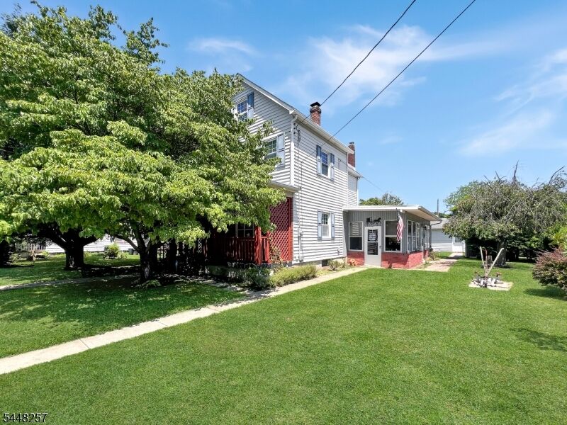Property Photo: 725 Sayre Ave NJ 08865