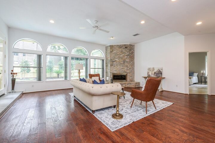 Property Photo:  5103 Westerham Place  TX 77069 