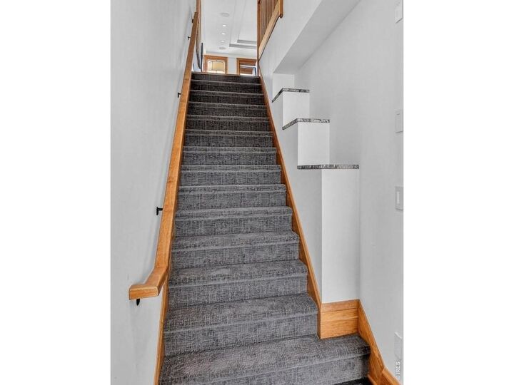 Property Photo:  2052 Oxford Ln  CO 80027 