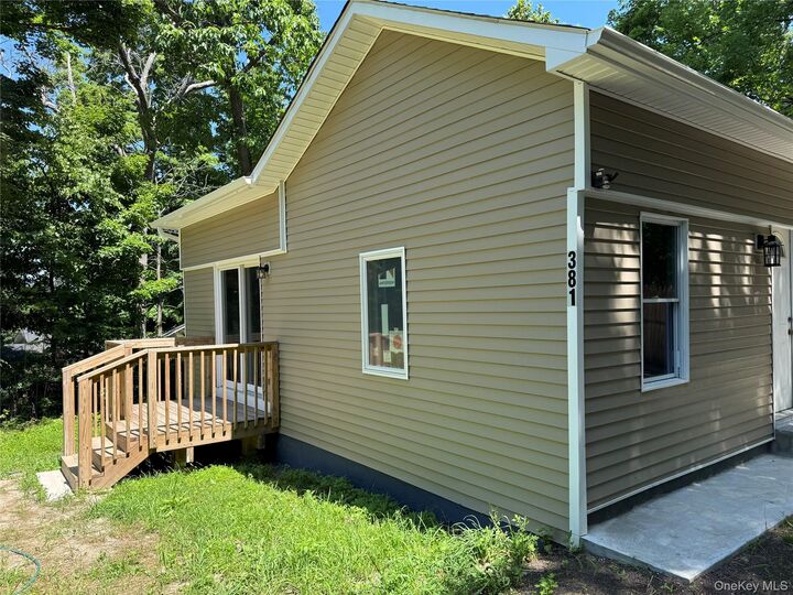 Property Photo:  381 Mountain Lodge Road  NY 10950 