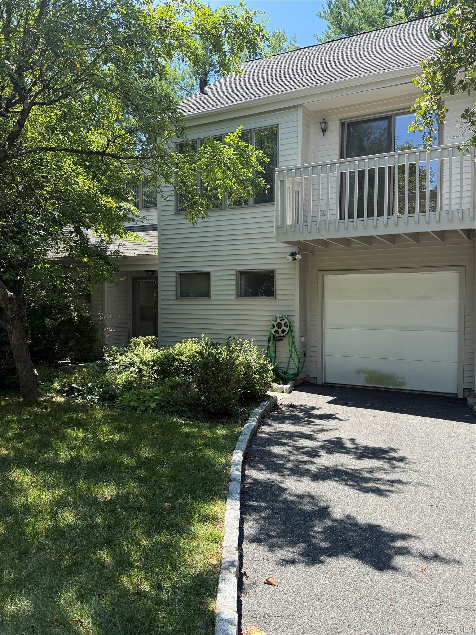 Property Photo:  23 Evon Court  NY 10583 