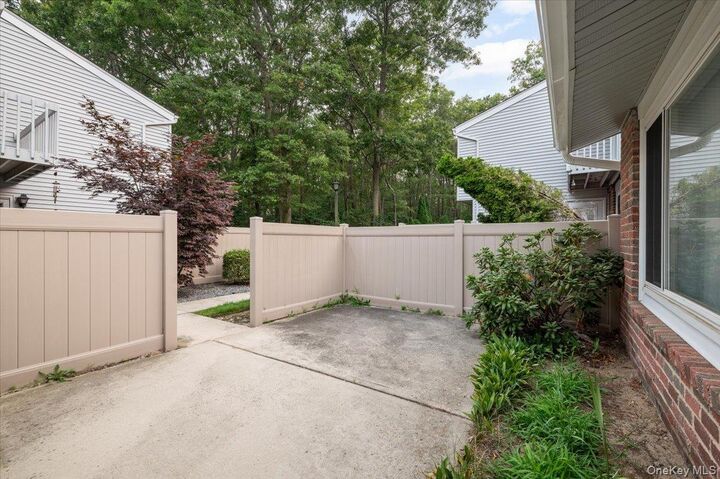 Property Photo: 221 Springmeadow Drive J NY 11741