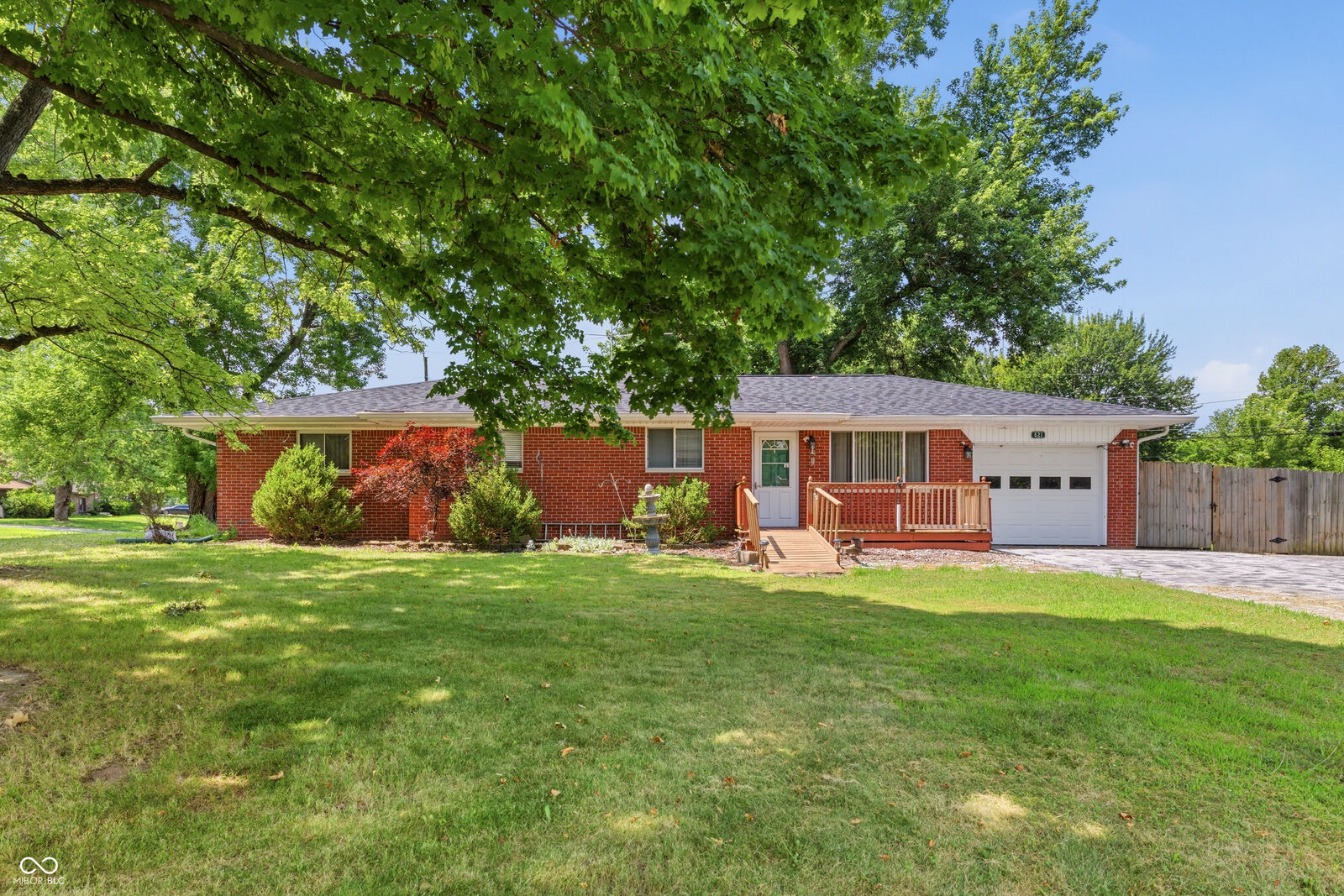 Property Photo: 621 Fabyan Road IN 46217