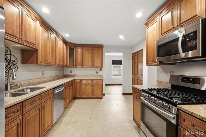 Property Photo: 13112 Royal Pines Drive MO 63146