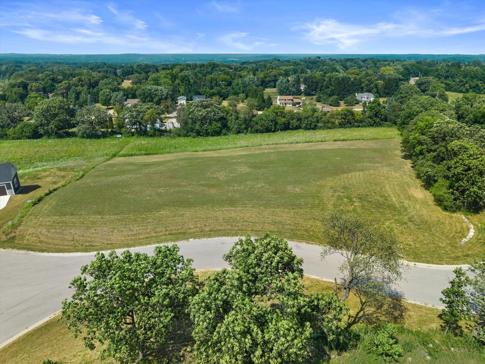 Property Photo:  S59w29914 Aces Ct  WI 53189 