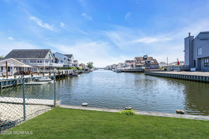 Property Photo:  44 Green Island Road  NJ 08753 