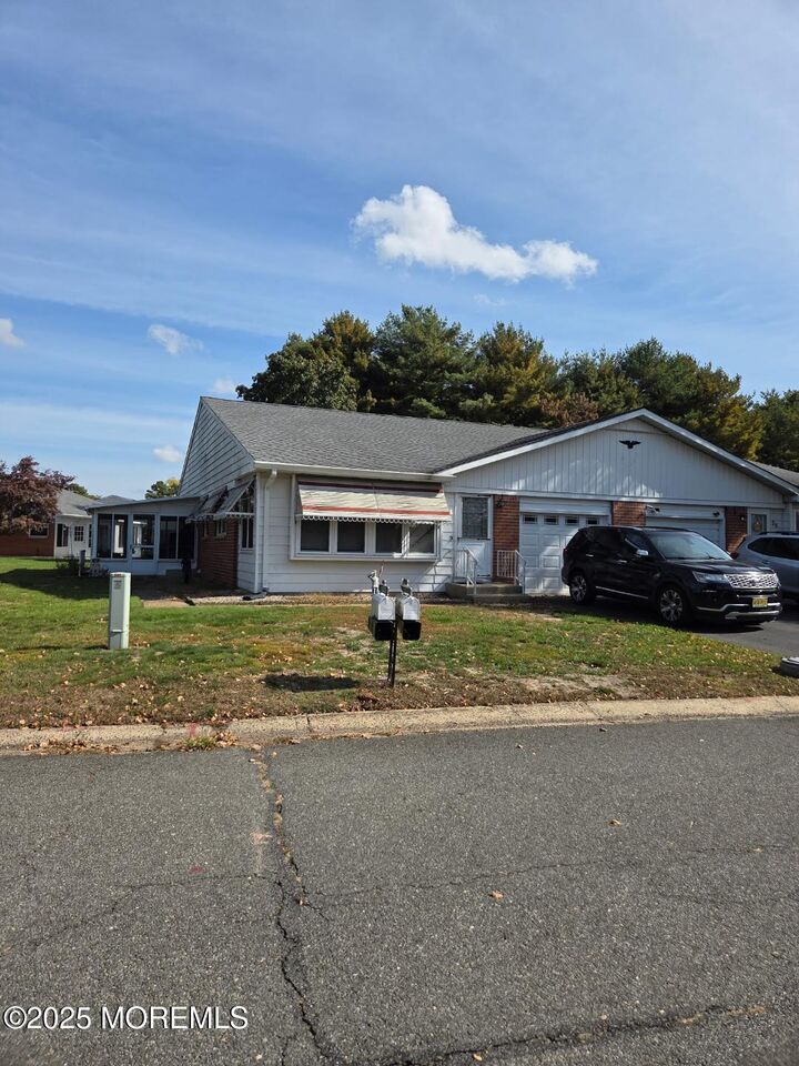 Property Photo:  2A Crockett Lane  NJ 08759 