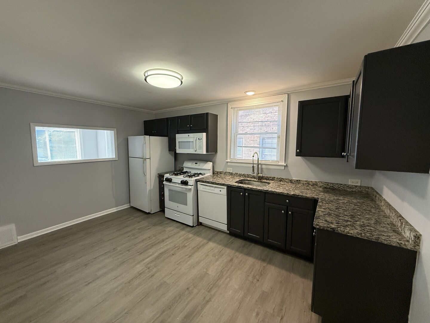Property Photo: 14620 Princeton Avenue IL 60419