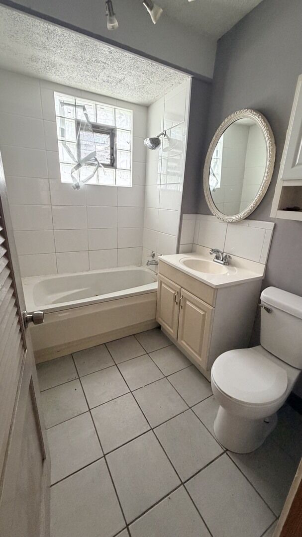 Property Photo: 554 W 116th Street IL 60628