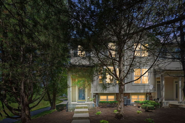 Property Photo: 31632 Tall Grass Court 31632 IL 60051