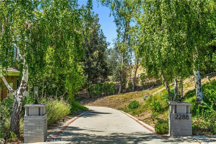 Property Photo:  2288 Ranch View Place  CA 91362 
