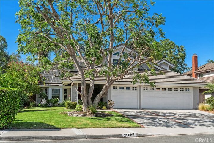 Property Photo:  25685 La Cima  CA 92677 