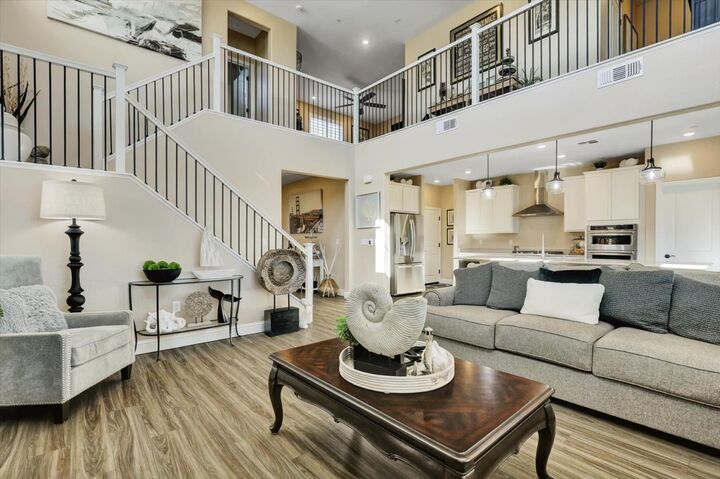 Property Photo: 1104 Shadowgate Drive CA 95747