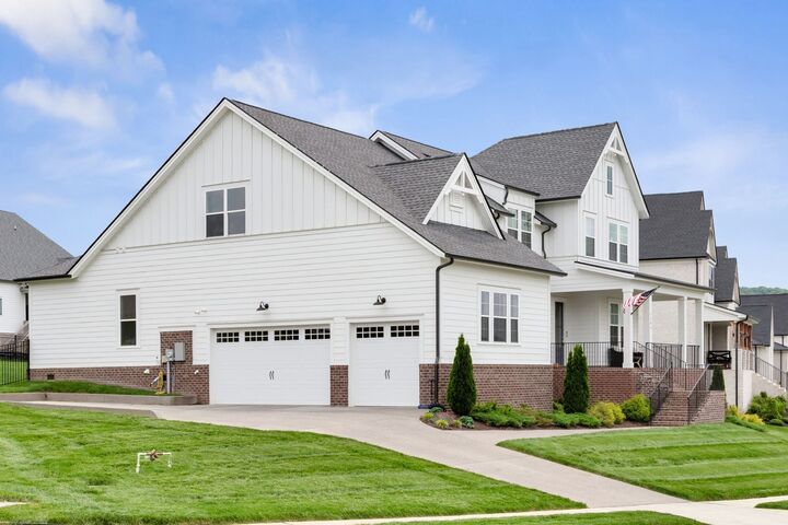 Property Photo: 1109 Angela Ann Ct TN 37135