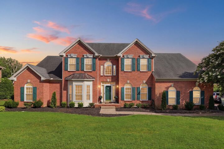 Property Photo:  2010 Brunswick Dr  TN 37087 