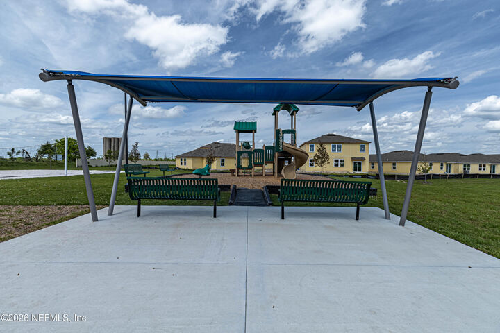 Property Photo: 3508 Lawton Place FL 32043