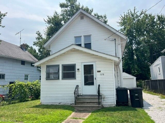 Property Photo: 1178 Tampa Avenue OH 44314