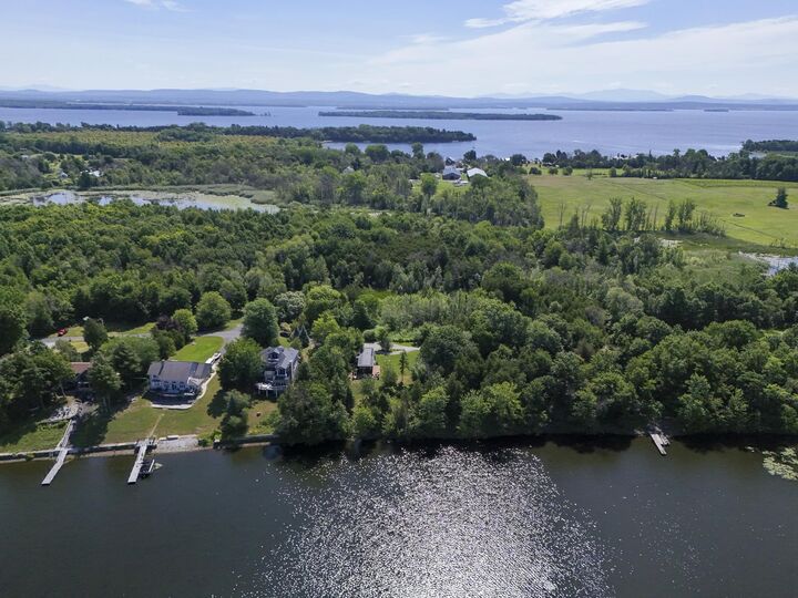 Property Photo:  540 Northland Lane  VT 05474 