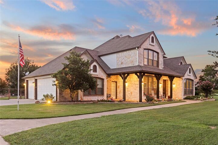 Property Photo:  633 Durning Road  TX 75495 