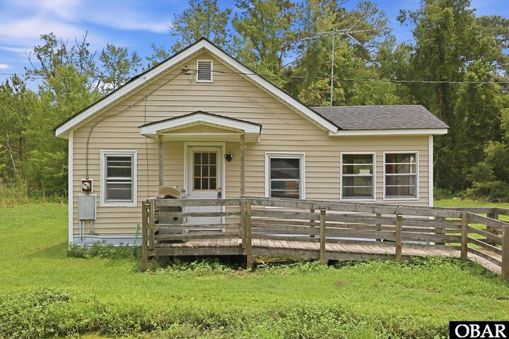 Property Photo:  800 Goat Neck Road  NC 27925 