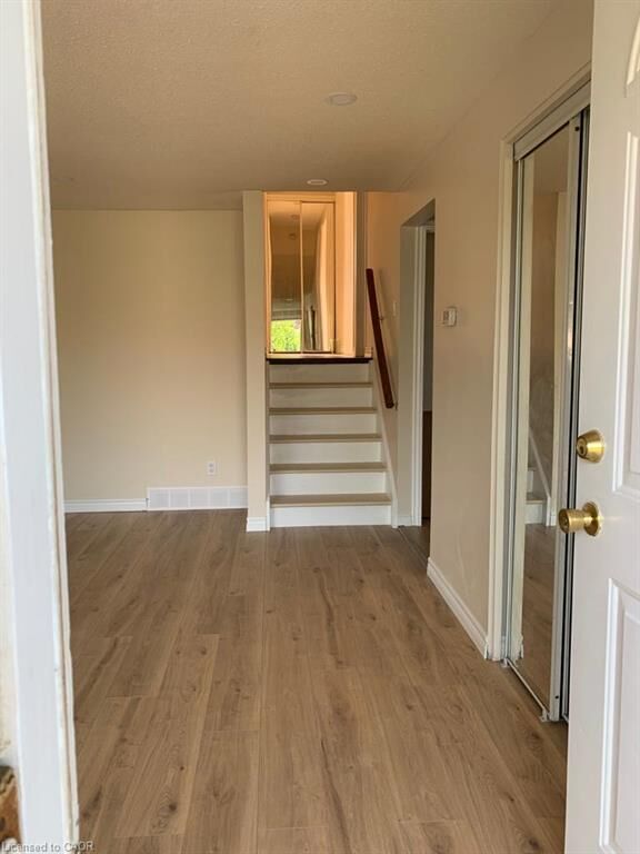 Property Photo: 86 Belwood Crescent ON N2C 1Z3