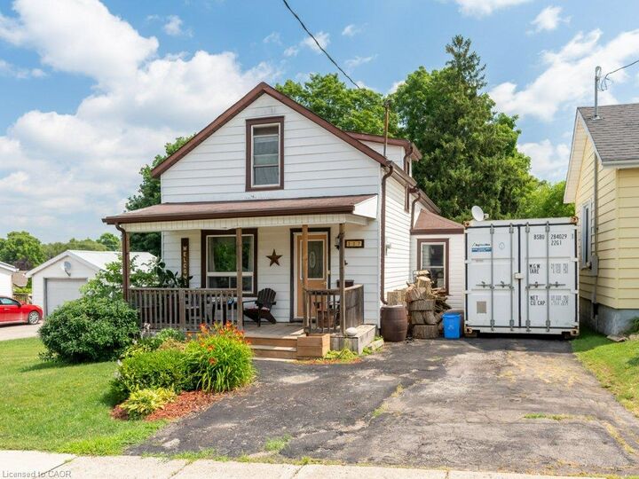 Property Photo: 127 Bond Street ON N5C 3A8