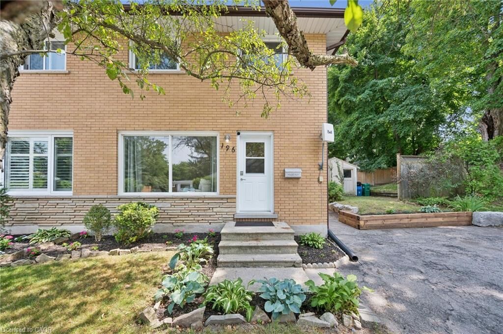Property Photo:  196 Walker Street  ON N3C 2C2 