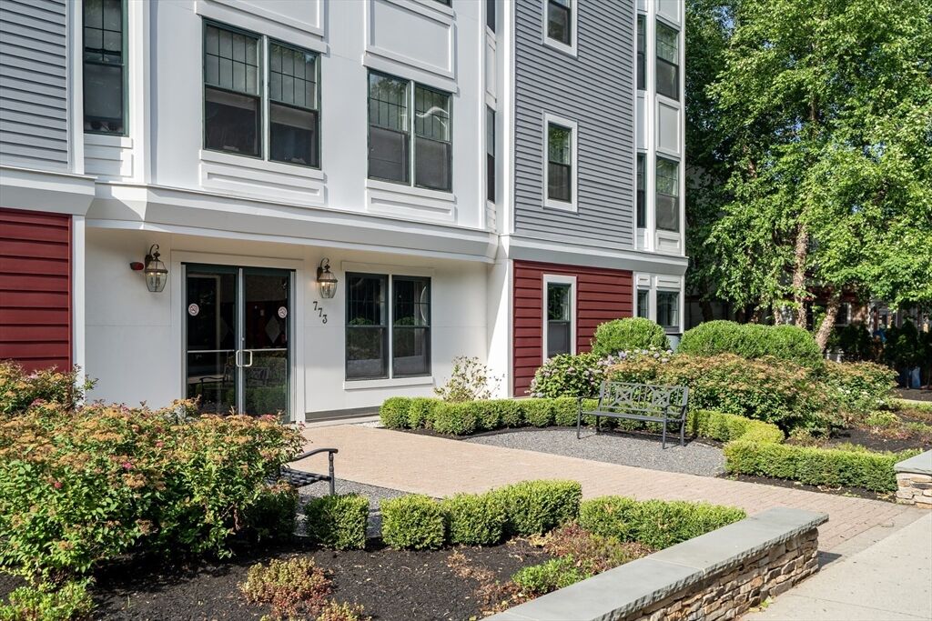 Property Photo:  773 Concord Ave 302  MA 02138 