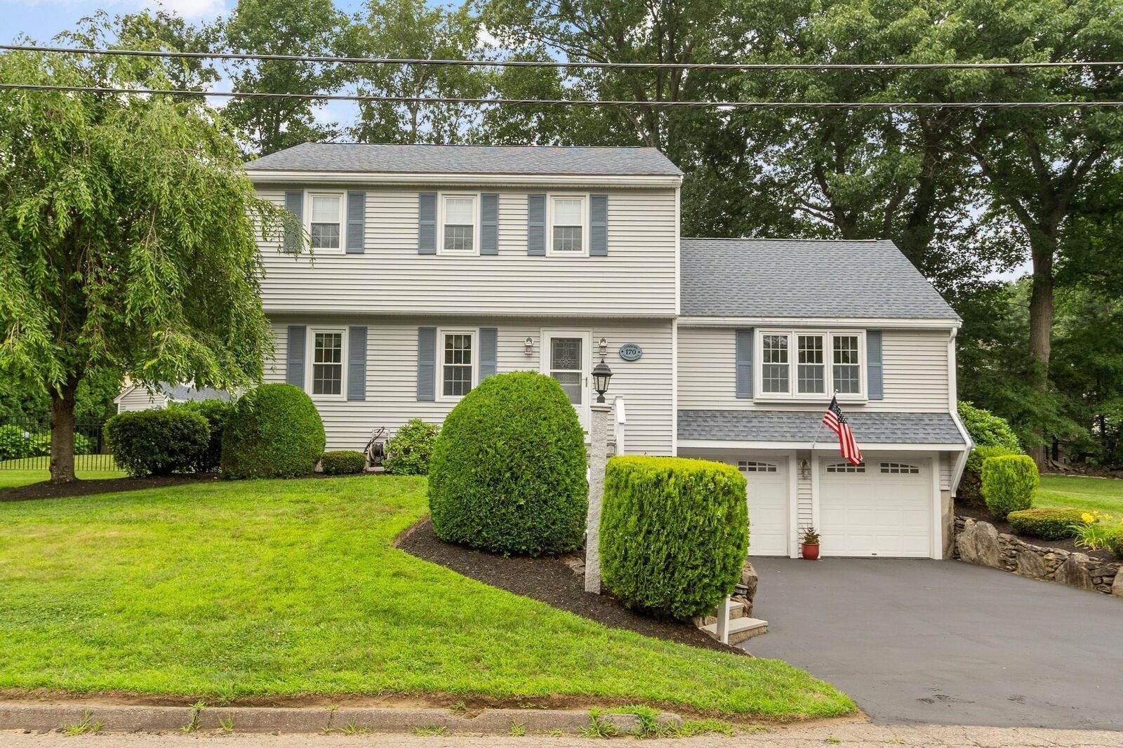 Property Photo:  170 Jamestown Rd  MA 01453 
