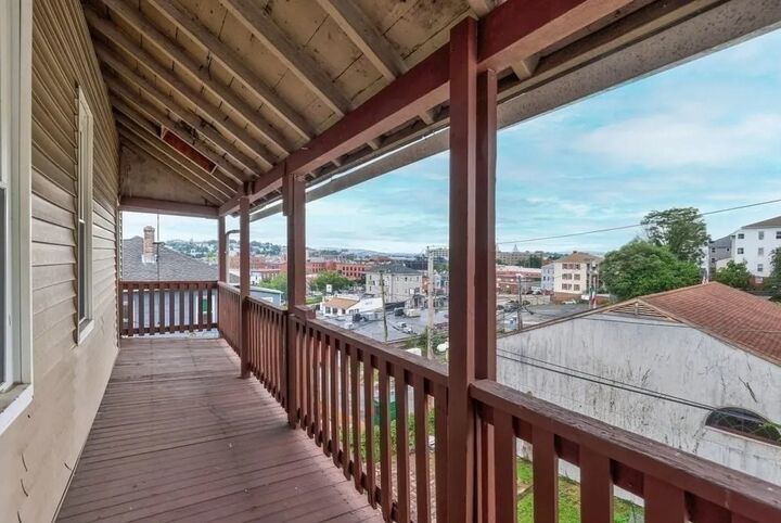 Property Photo: 11 Shamrock St MA 01605
