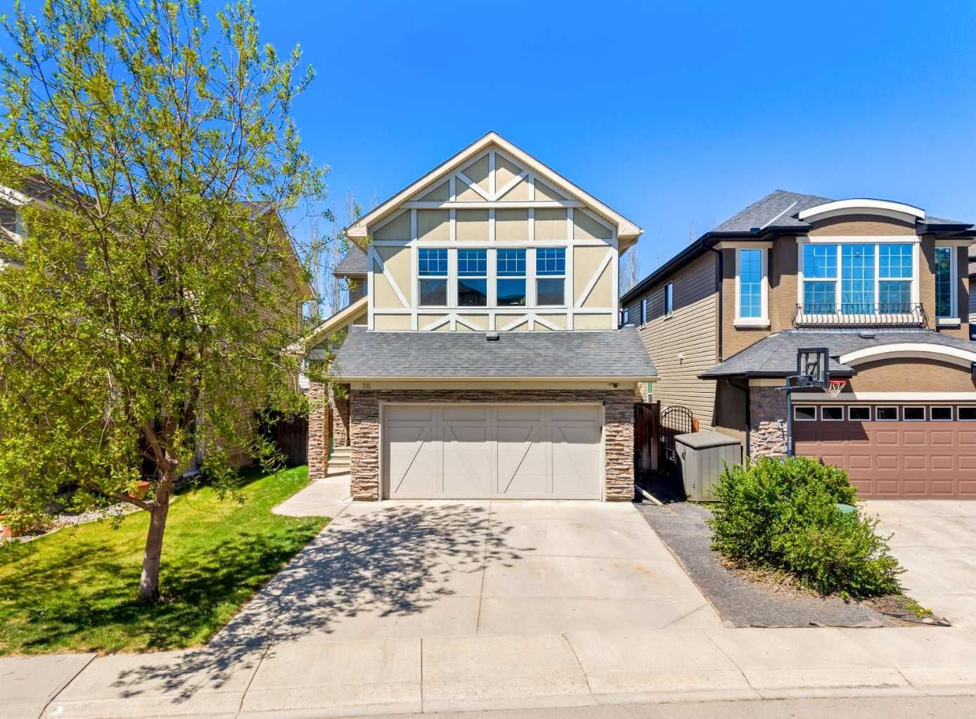Property Photo: 16 Cranarch Grove SE AB T3M 0V5