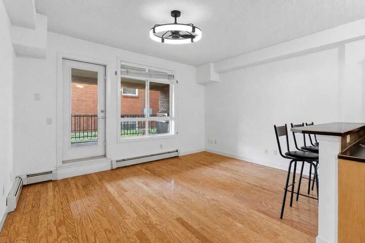 Property Photo:  323 18 Avenue SW 106  AB T2S 0C4 