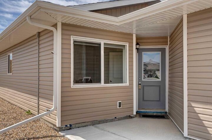 Property Photo: 320 Whispering Way AB T0L 2B0