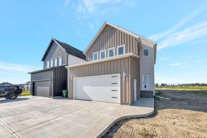 6906 35 Street — photo 1