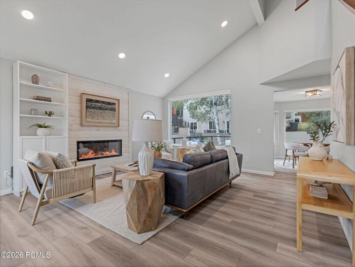 Property Photo:  7947 Springshire Drive  UT 84098 