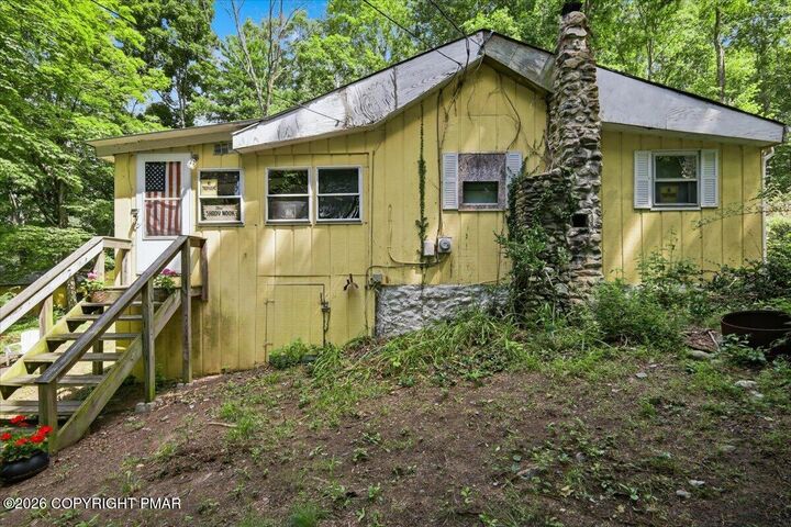Property Photo:  193 Silver Lake Road  PA 18328 