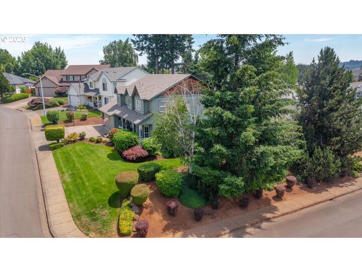 Property Photo: 2734 Cindercone Ct SE OR 97306