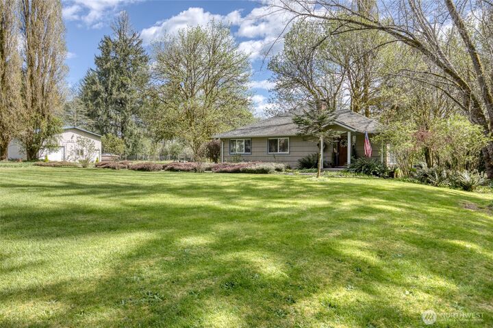 Property Photo: 98 W Wishkah WA 98520