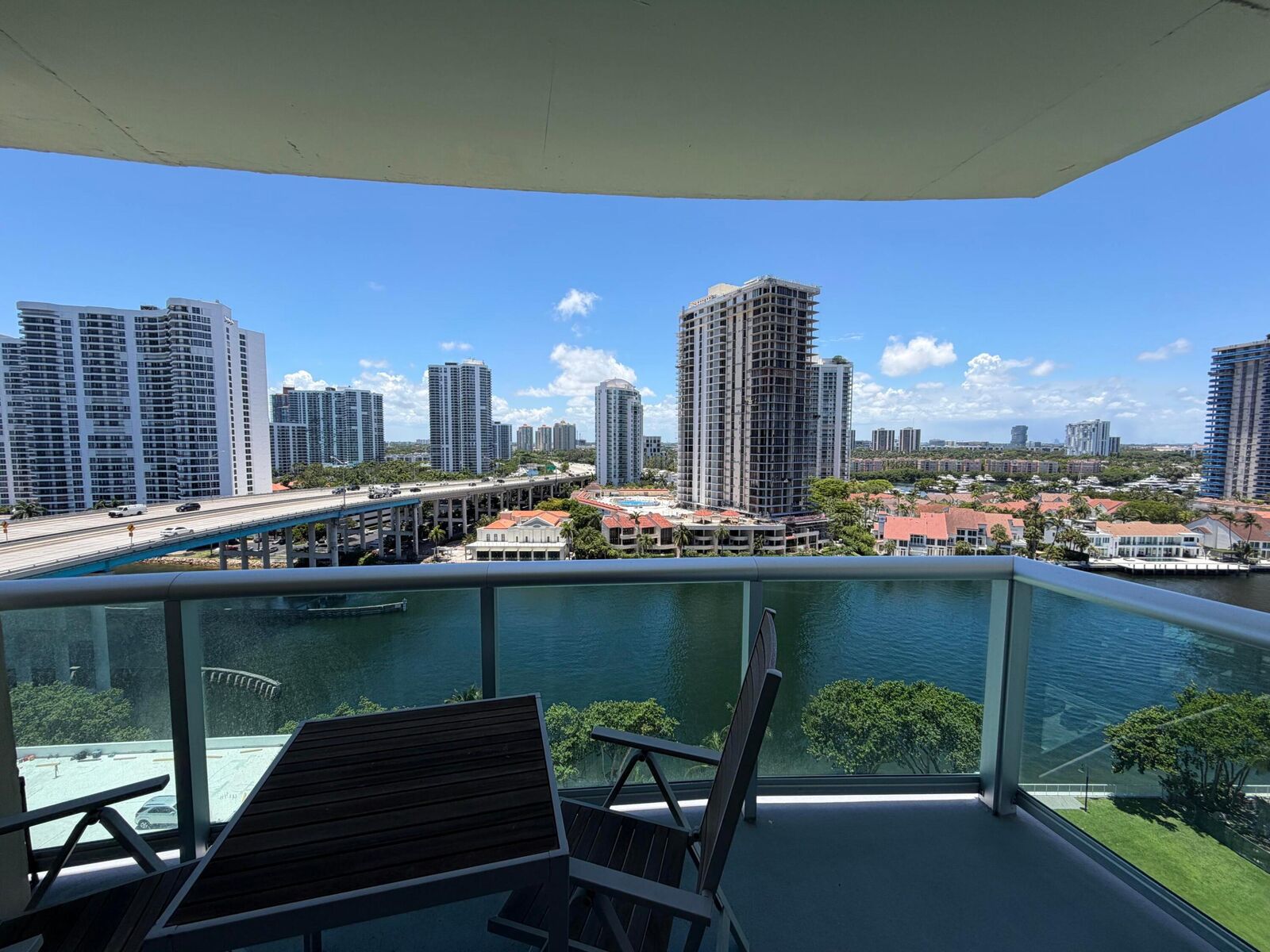 Property Photo: 19390 Collins Avenue 1405 FL 33160