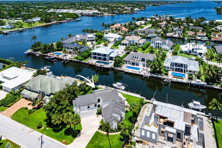 Property Photo:  12 Inlet Cay Drive  FL 33435 