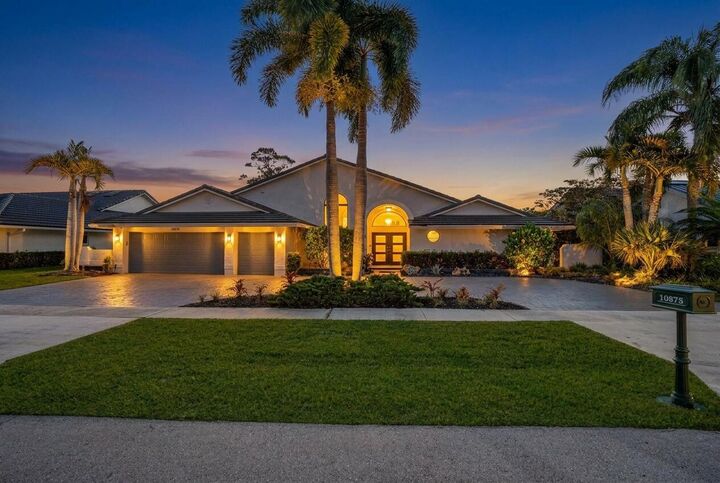 Property Photo:  10875 Boca Woods Lane  FL 33428 