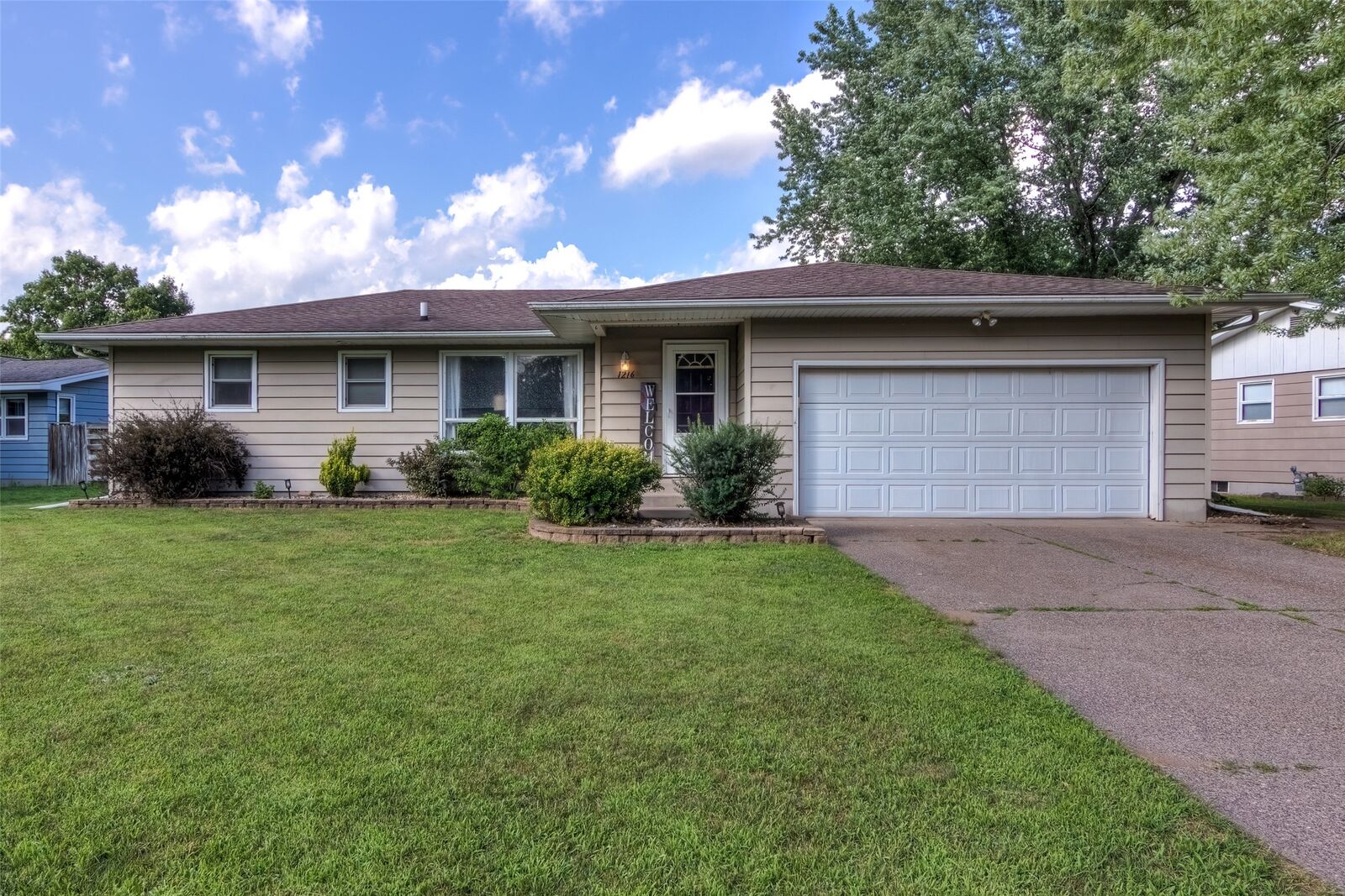 Property Photo:  1216 Blueberry Drive  WI 54703 