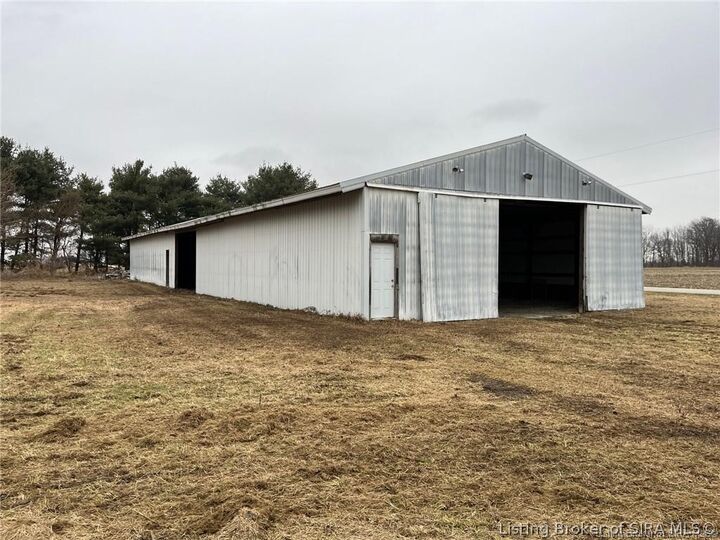 Property Photo: 4015 N 700 W IN 46901