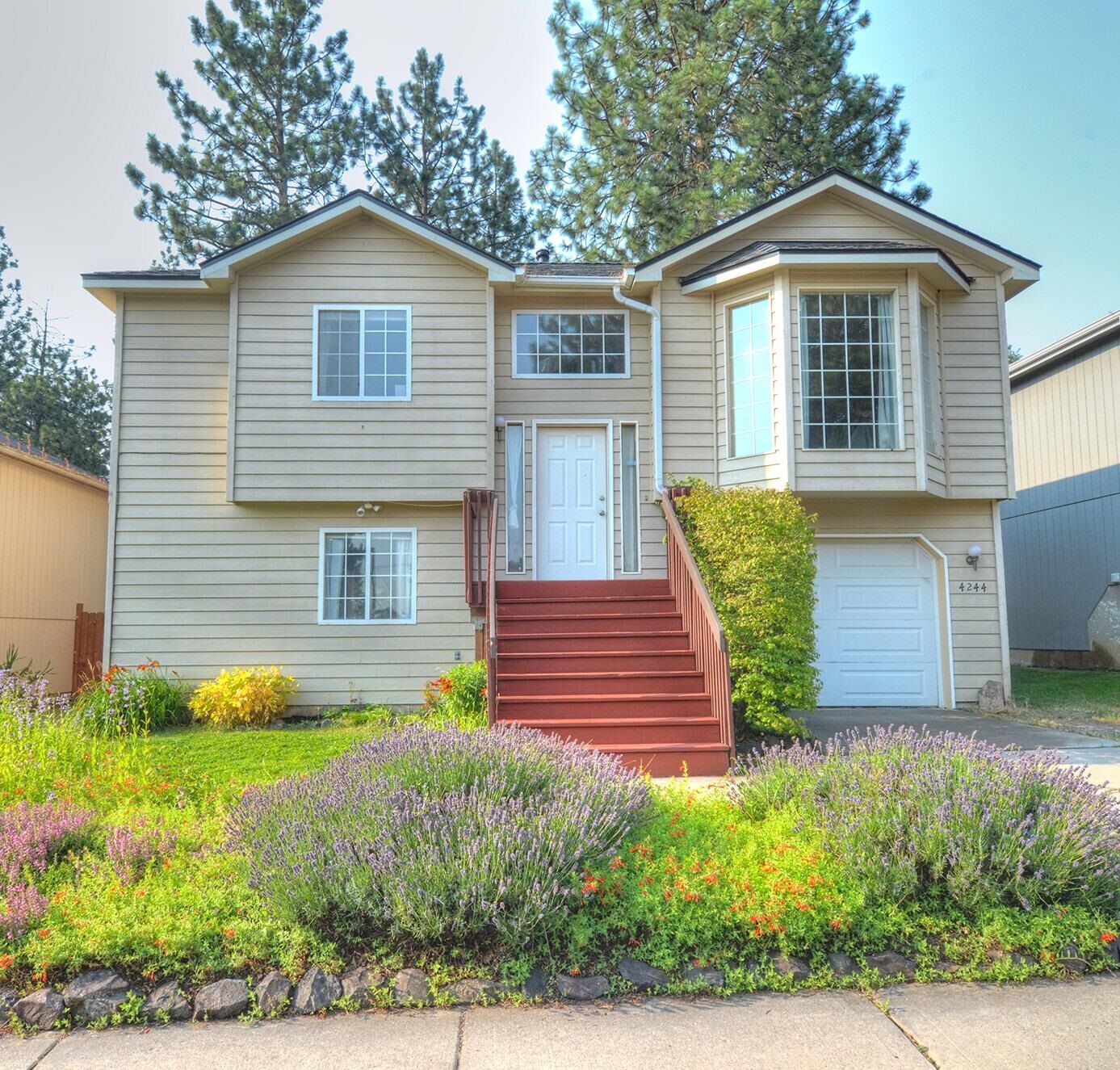 Property Photo:  4244 E 33rd Ave  WA 99223 