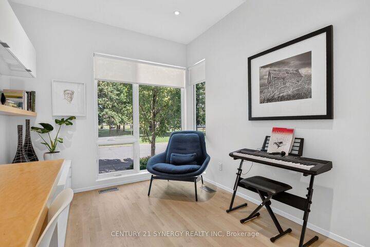 Property Photo: 24 Stonehurst Avenue ON K1Y 1R4