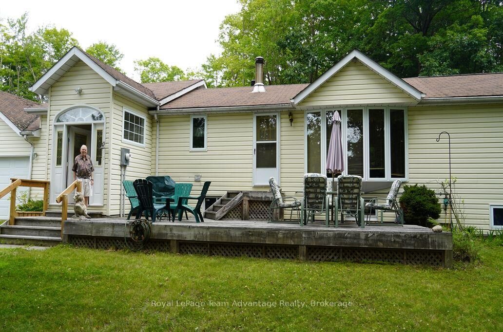 Property Photo: 101 &Amp 99 Carling Bay Road E ON P0G 1G0