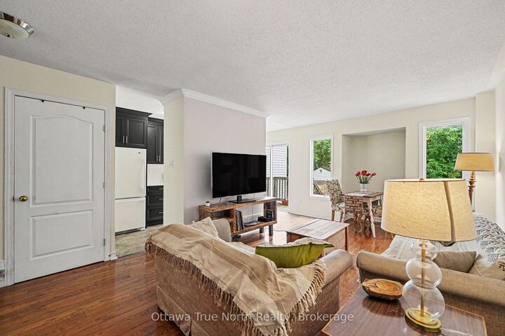 78 Redpath Drive — photo 1