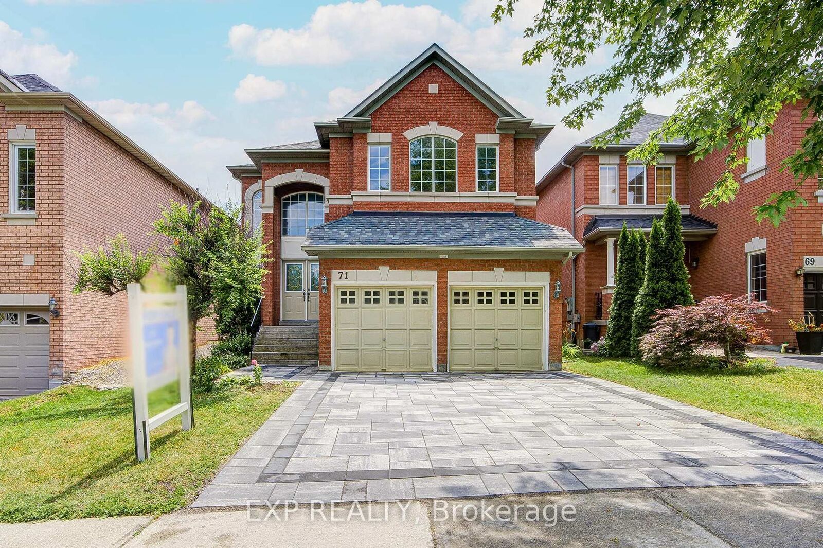 Photo de la propriété: 71 Futura Avenue ON L4S 1S8