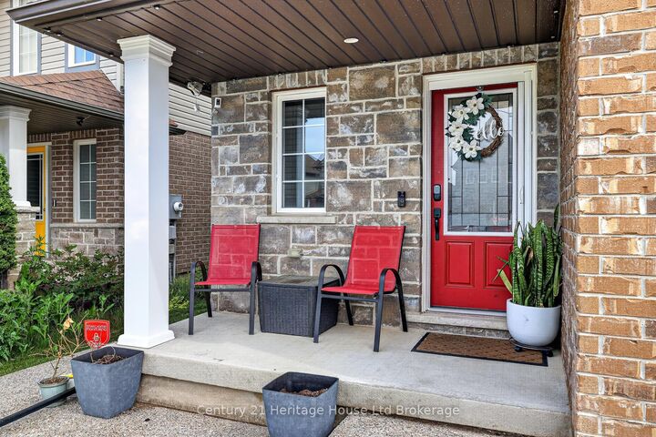 1180 Caen Avenue — photo 1