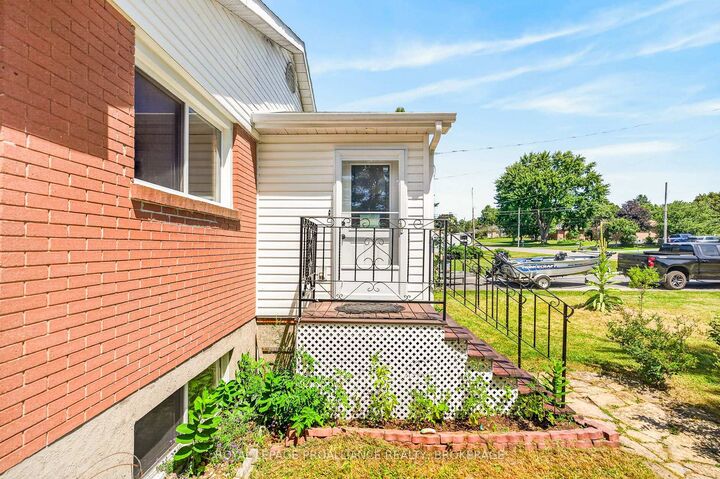 Property Photo: 2219 McKendry Road ON K0H 1S0